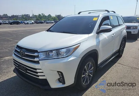 2019 Toyota Highlander Se z USA, uszkodzony, nr VIN 5TDJZRFH0KS597808